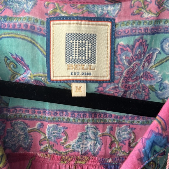 Bell long sleeve mini dress, block print, matching waist tie, M. EUC - Picture 3 of 4